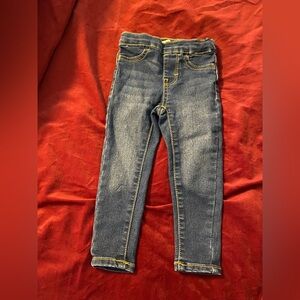 Toddler Girls Levi Jeans - 2 pairs